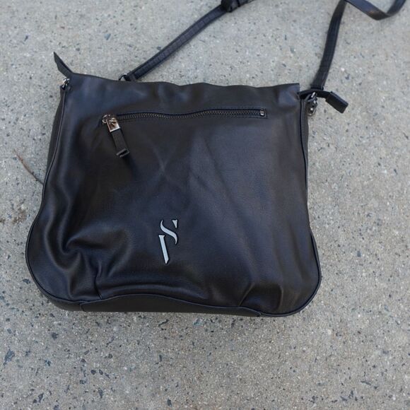 Simply Vera Vera Wang Remsen Crossbody Bag Faux Leather Black Minimalist Casual - Picture 6 of 13